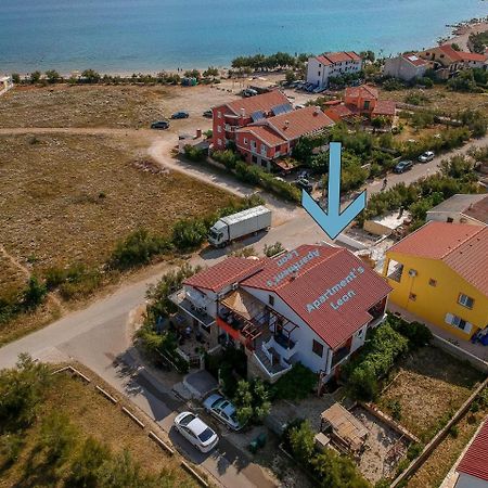 Apartments Leon Ražanac 외부 사진