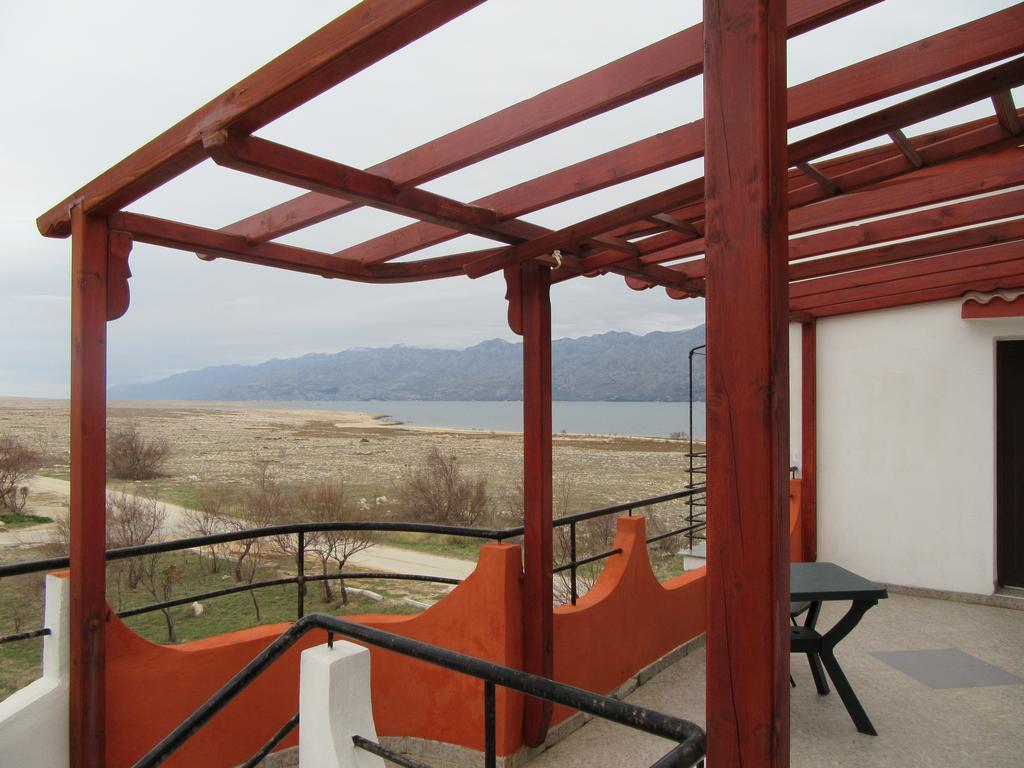 Apartments Leon Ražanac 외부 사진