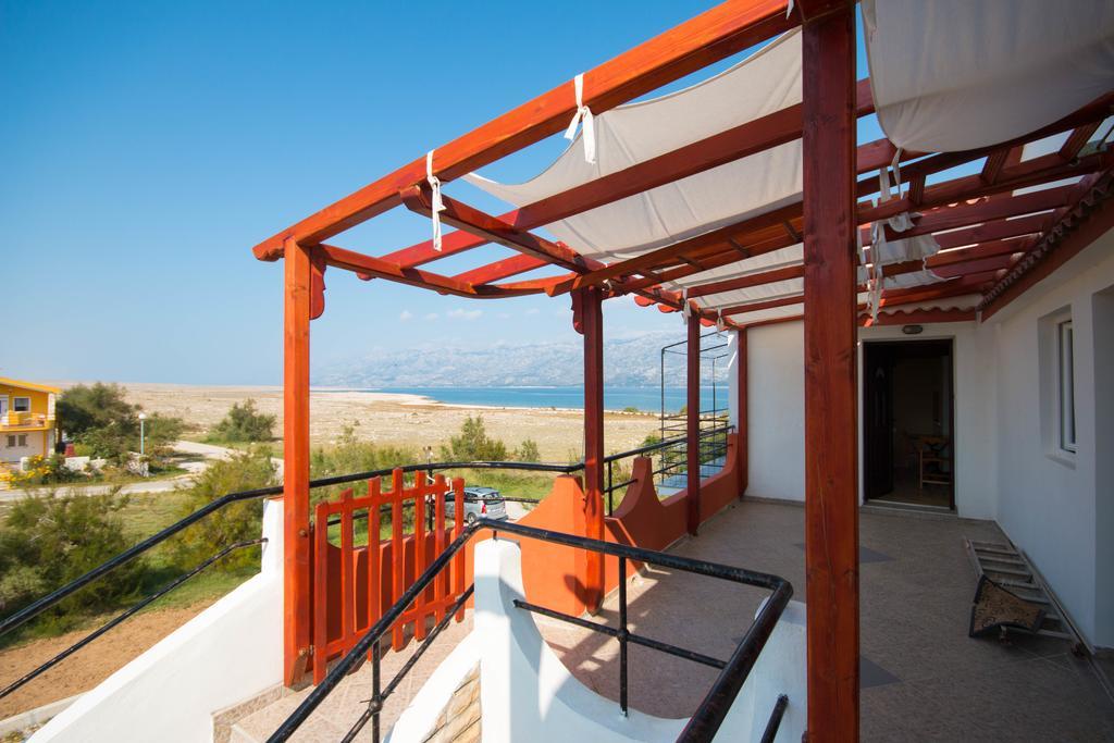 Apartments Leon Ražanac 외부 사진