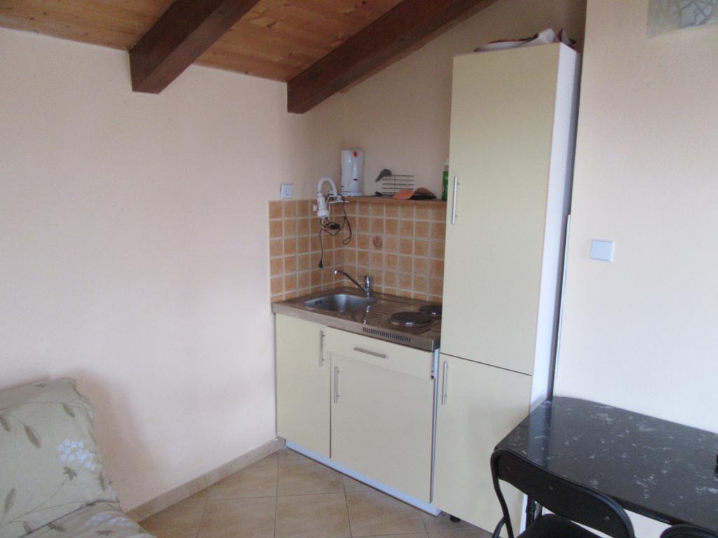 Apartments Leon Ražanac 외부 사진