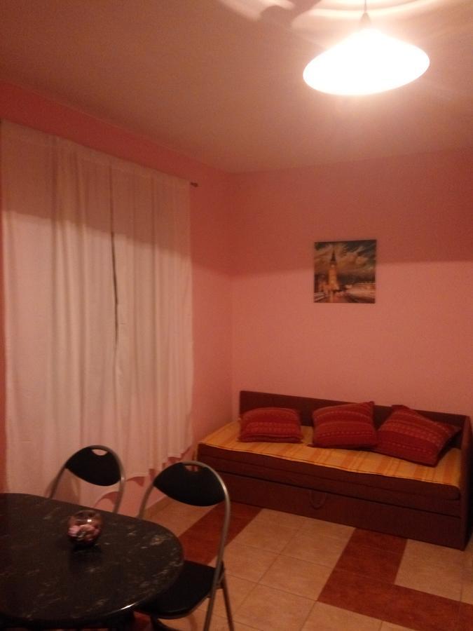 Apartments Leon Ražanac 외부 사진